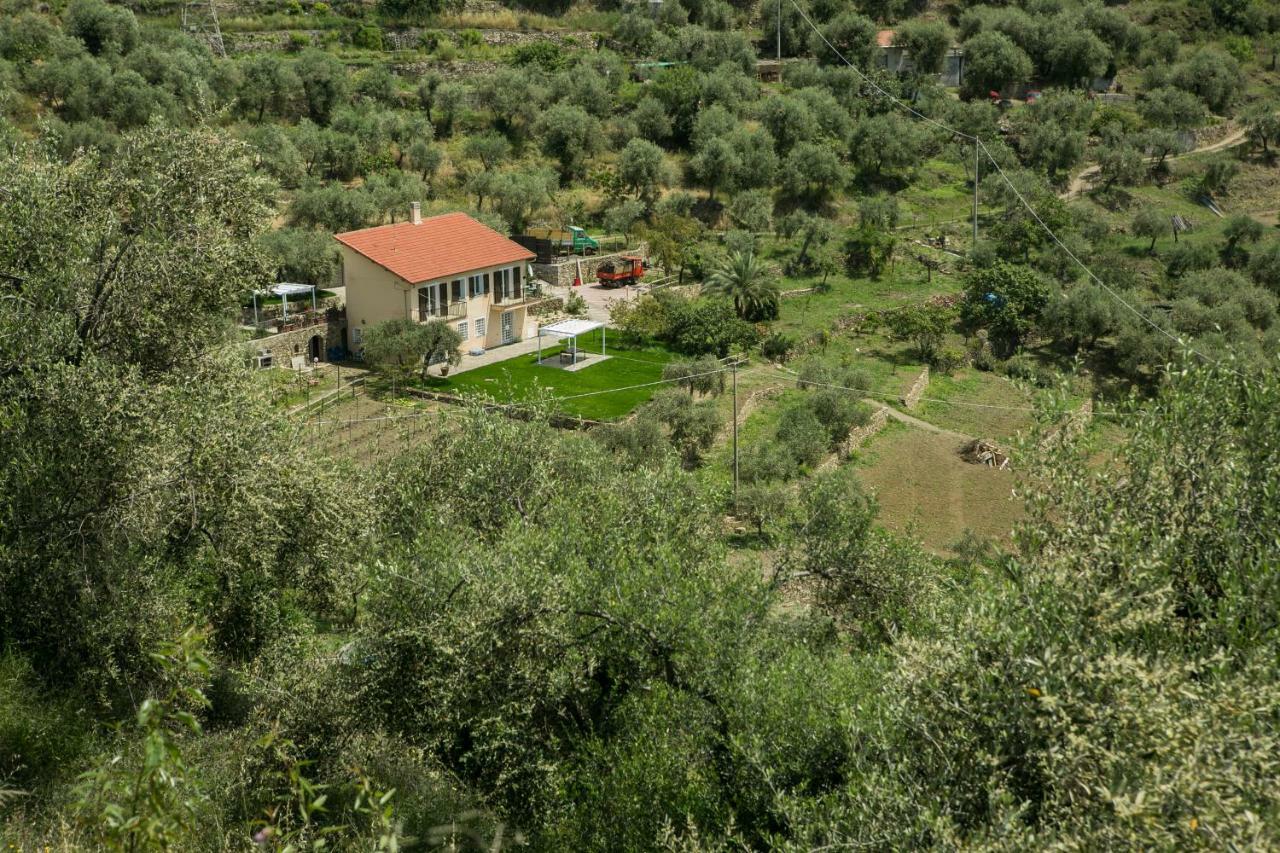 Agriturismo Oltrealmare Civezza Exterior foto
